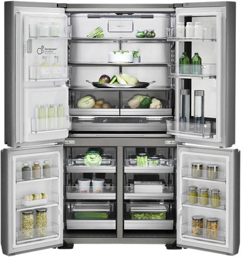 Холодильник LG LSR100RU с открытыми дверцами