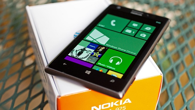 Nokia Lumia 925 смартфон