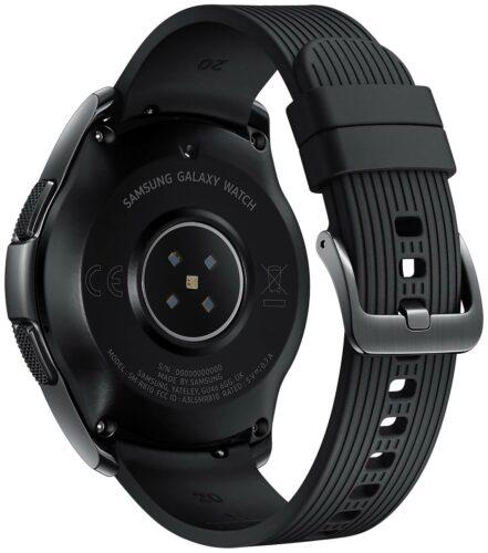 Умные часы Samsung Galaxy Watch - операционная система: Tizen