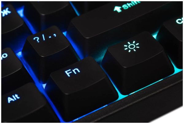 Игровая клавиатура Defender Blitz GK-240L RU Rainbow Black USB - общее количество клавиш: 87