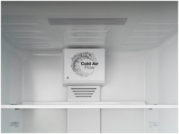 Встраиваемый холодильник Schaub Lorenz SL SE311WE, зона свежести, регулировка уровня влажности - особенности конструкции: дисплей, антибактериальное покрытие, Винная полка