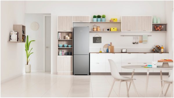 Холодильник Indesit ITR 4180 - мощность замораживания: 4 кг/сутки
