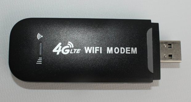 Модем Wi-Fi USB RX 150 Мб/с, LTE 2G/3G/4G универсальный