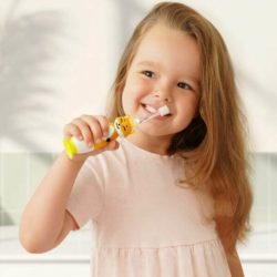 18 лучших электрических зубных щеток для детей